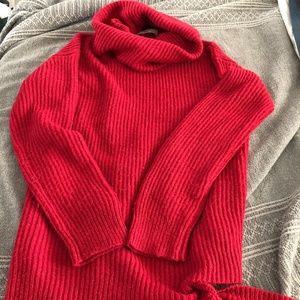 Ripe Red wool & Alpaca cozy maternity sweater